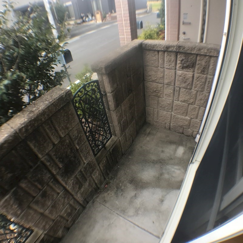 サンハイツ湖西Ⅱ 1Fはシャッター付雨戸がついています。