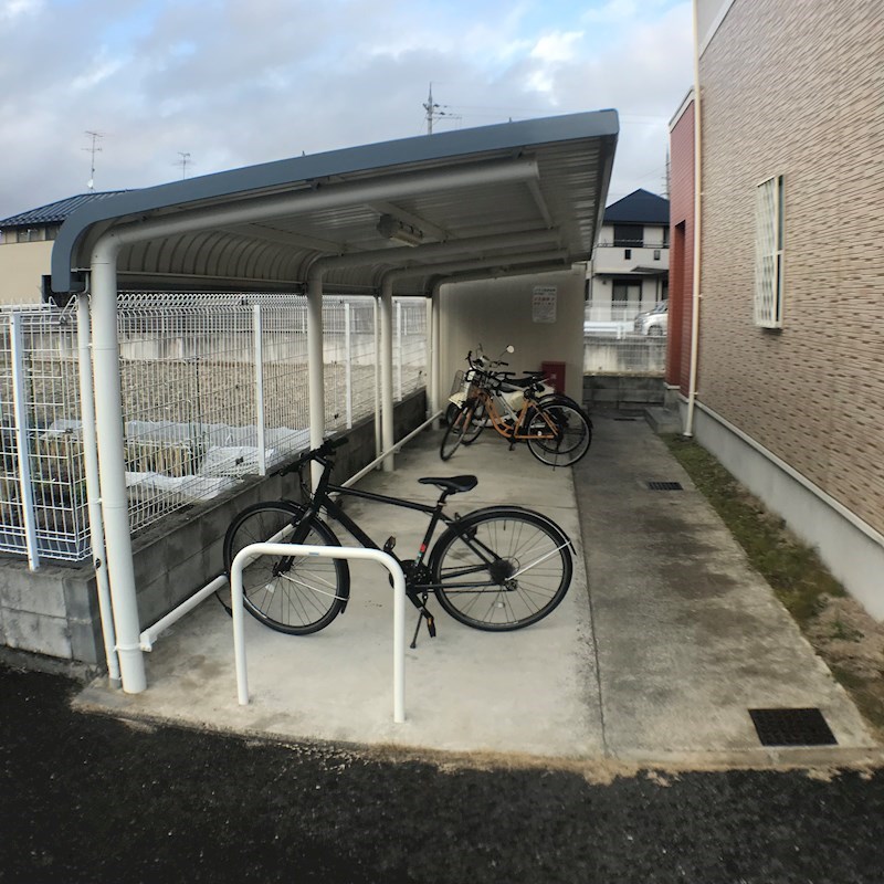 グランシャリオ 駐輪場