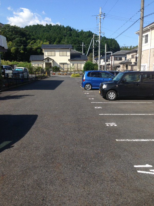 パル151 駐車場