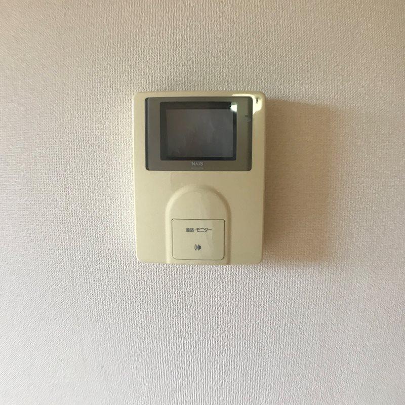 アドウェル弐番館 2Fはモニター付インターホンとなっています。