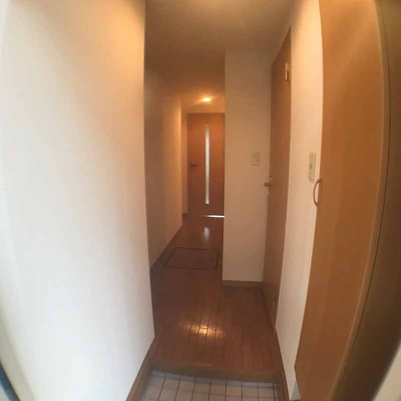 シダーコンフォール壱番館 1F玄関