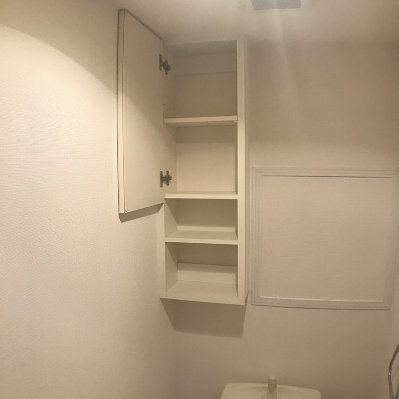 ファミーユミソノ トイレ収納棚