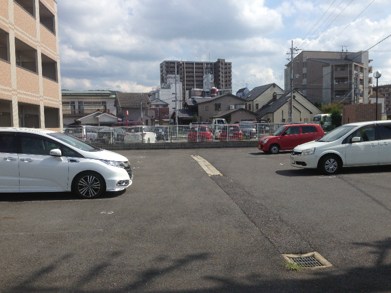 ヴェリテソレイユ 駐車場