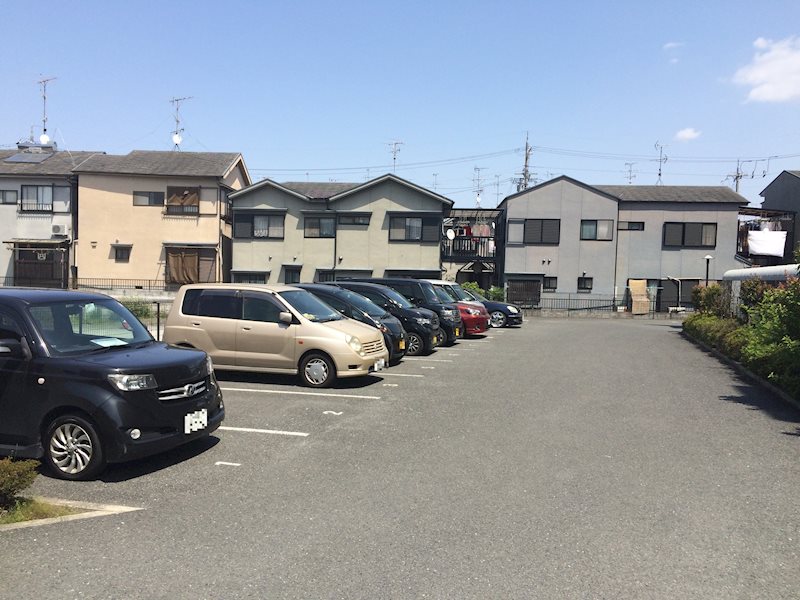 ハートフォードM 駐車場