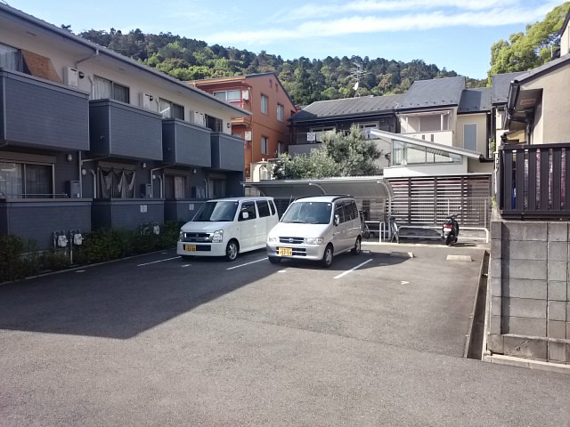 ノーザンエース花門 駐車場