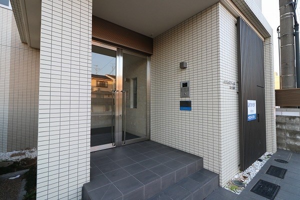 エスポアール西大路 エントランス