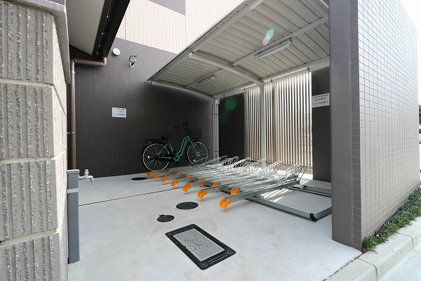 ラルーチェ北大路 駐輪場