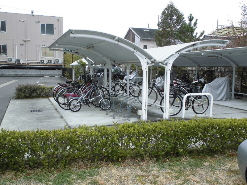 カーサリーヴァ ドゥーエ 駐輪場