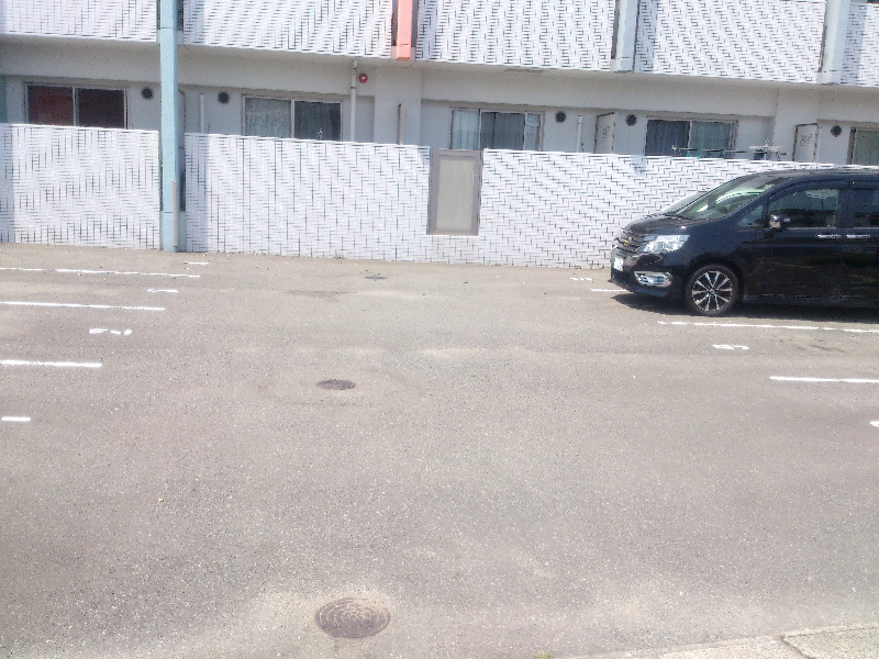 カサベルテワン 駐車場