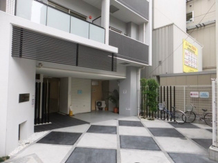 ソシオ心斎橋 エントランス