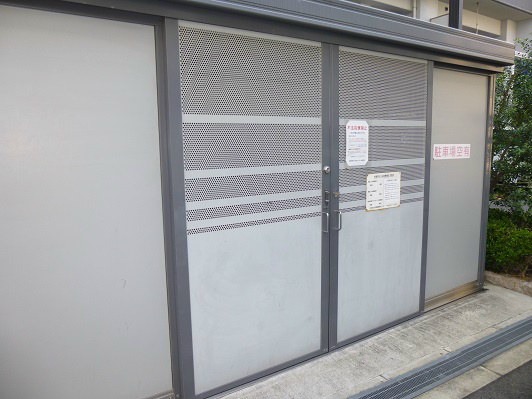 ルミエール北梅田 ゴミ置き場