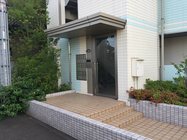 ラティア土井 エントランス
