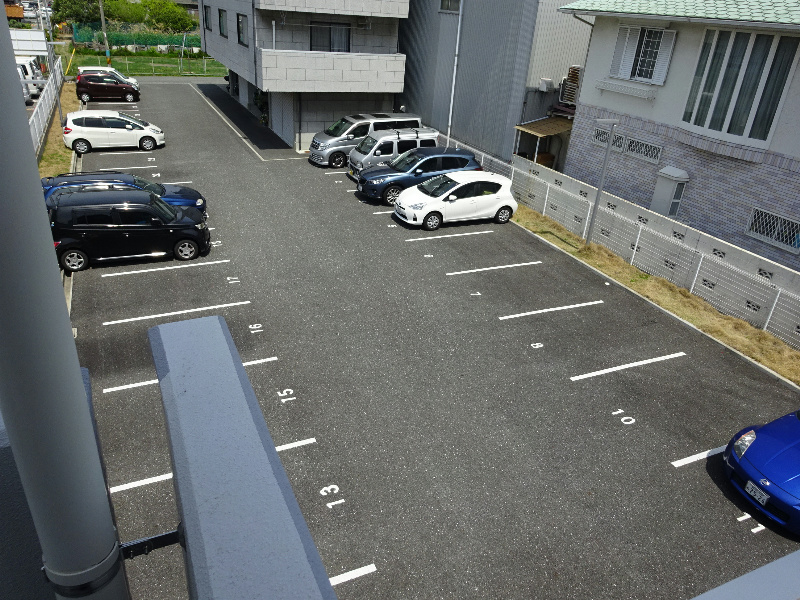 K-PLAT21 駐車場