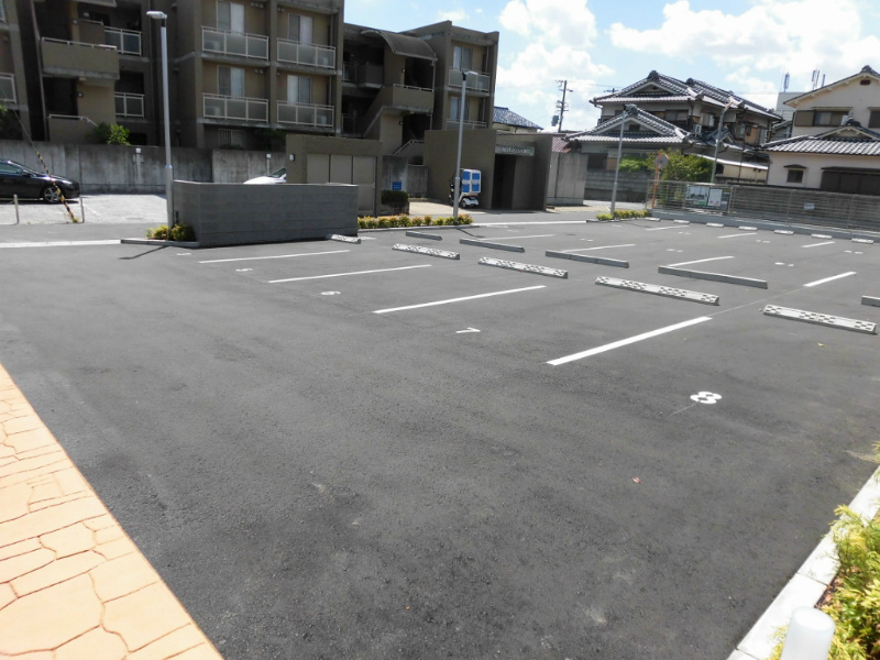 ロッヂえざかＡ 駐車場