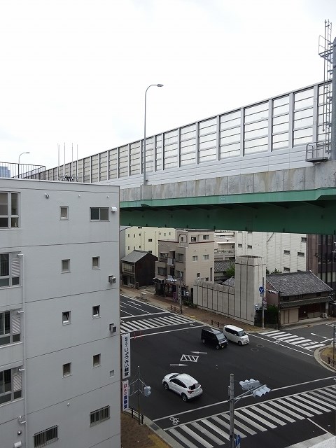 コンフォート城西 写真は６階のものです。