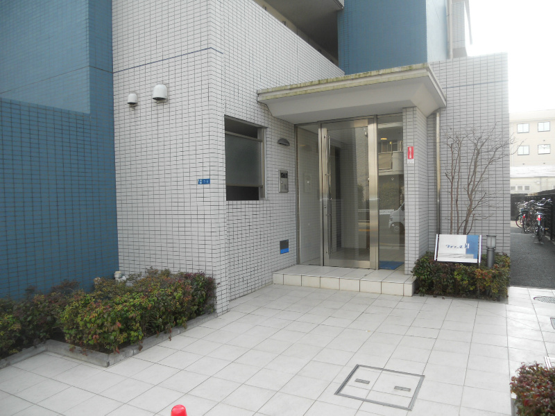 クティールＭ エントランス