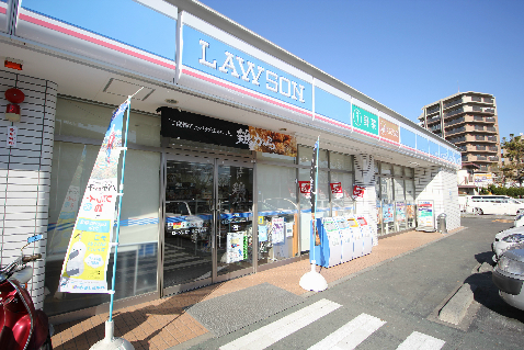 ピエールマルミットⅠ コンビ二：ﾛｰｿﾝﾌﾟﾗｽ 竹の塚二丁目店　506m　近隣
