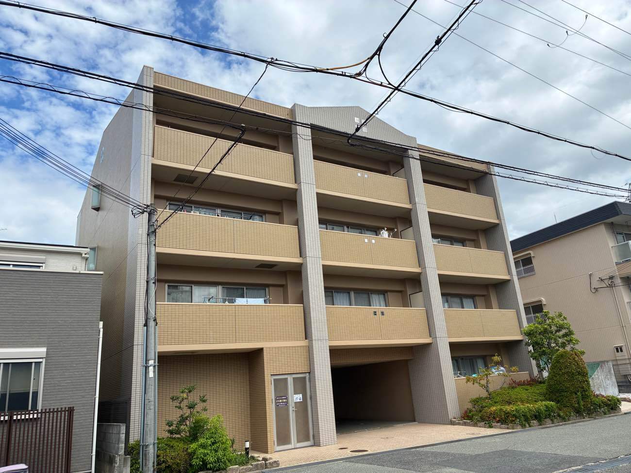 活動歴および当時の関連ビジュアル記録