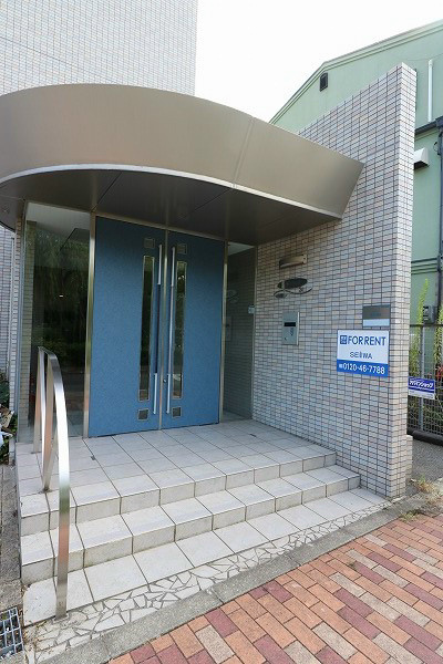 アンムート24 エントランス