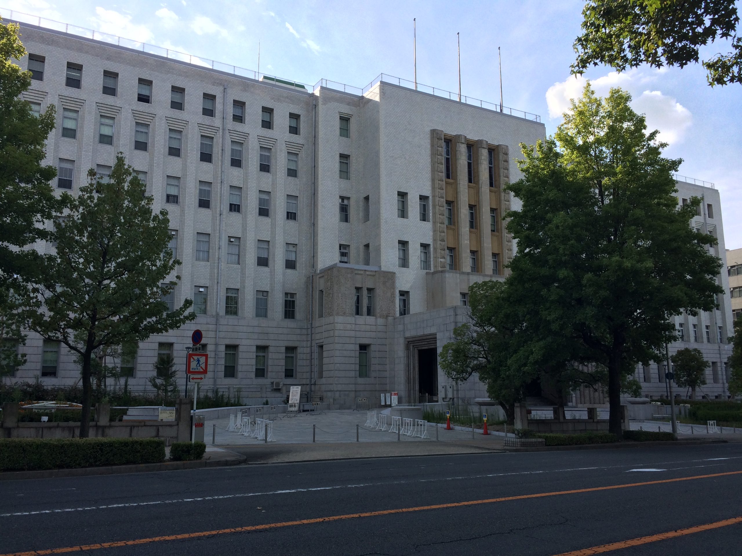 セイワパレス大手通 役所：大阪府庁　512m