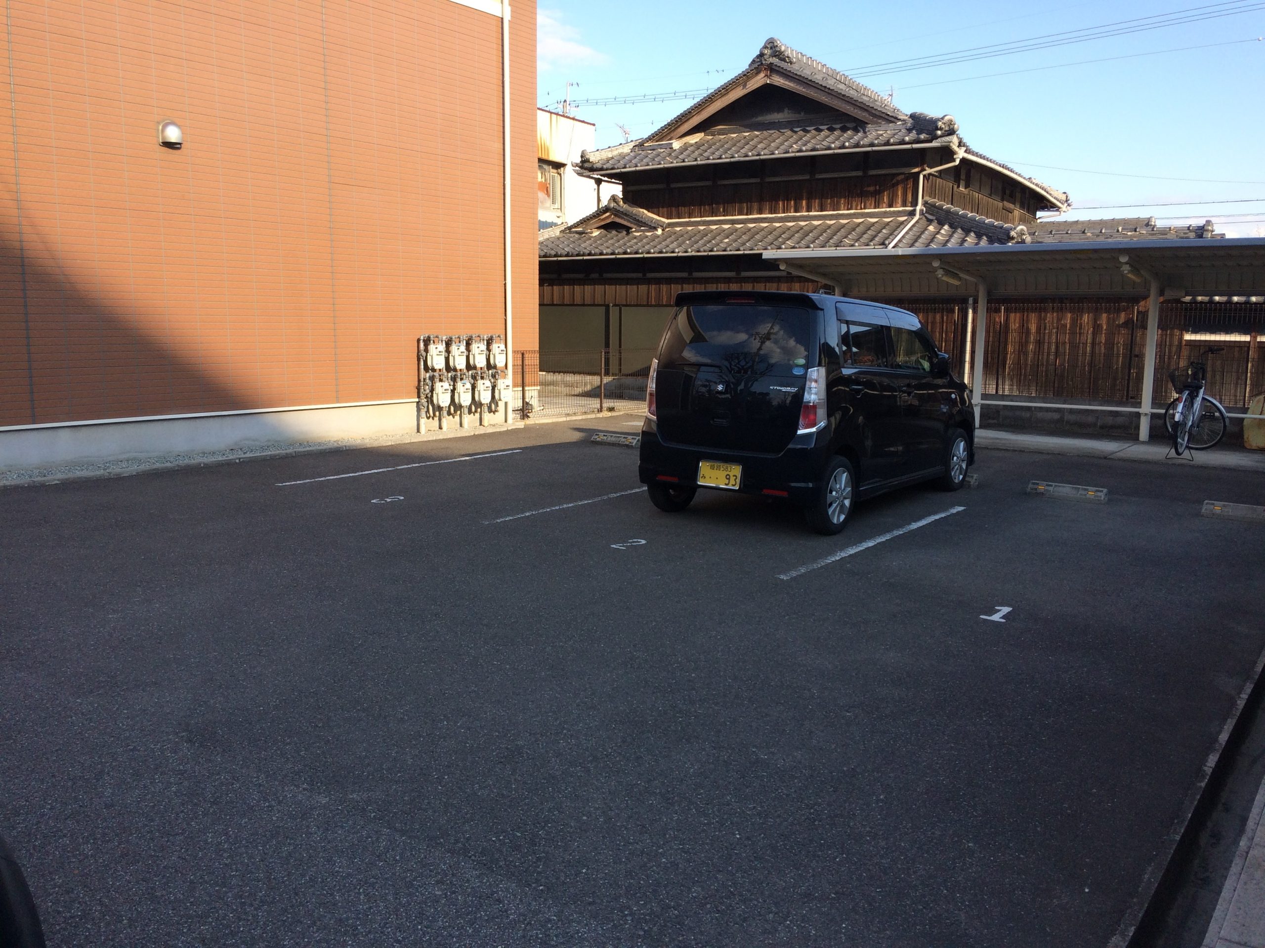 ヴェルドミール・エストゥディオ 駐車場