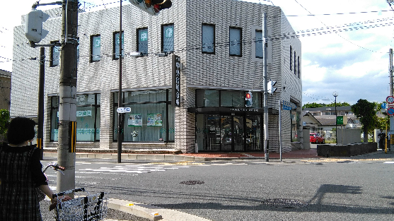 アザレアスクエア 銀行：京都中央信用金庫岩倉支店　864m