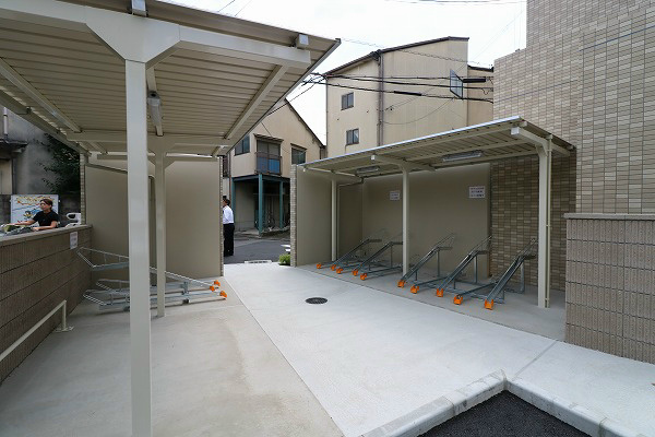 アンジュ京都天神川 駐輪場