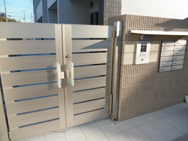 シャルム　ジュエル オートロック機能付です。
