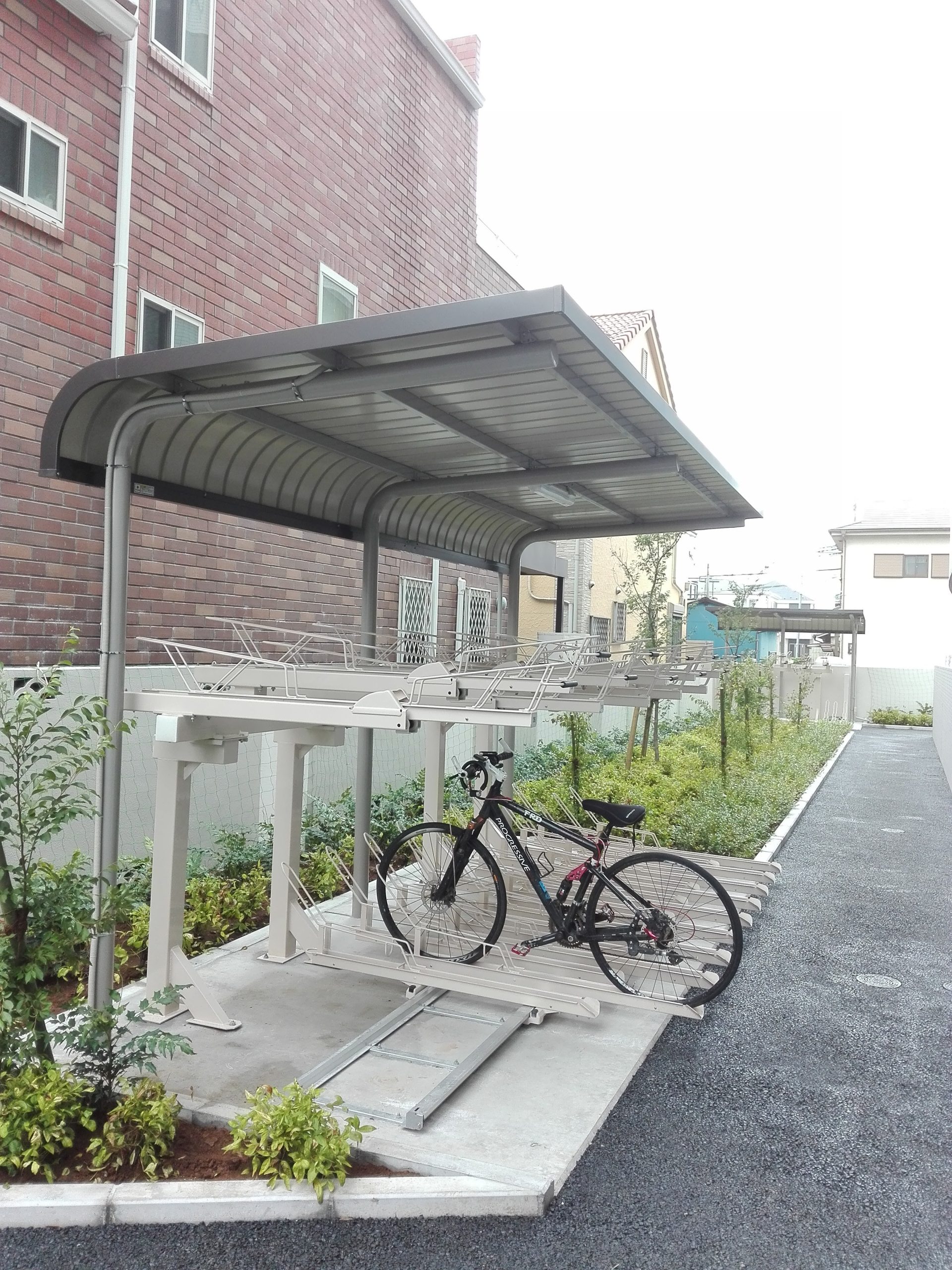 プレリュード桜木町 駐輪場