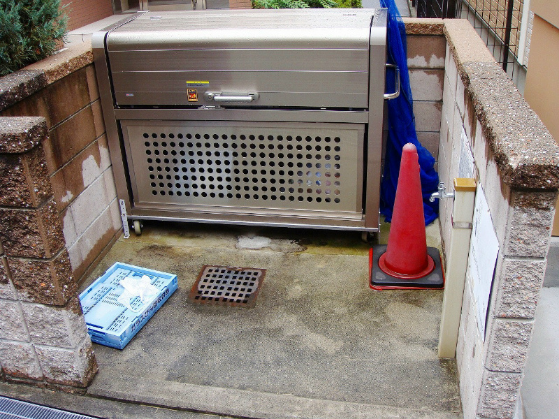 カサベルデ中雅 ゴミ置き場