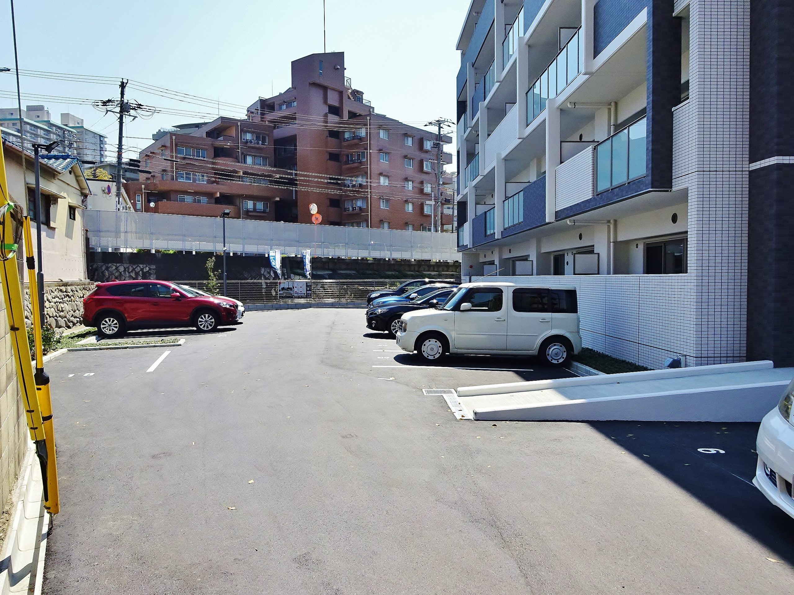 カビサ千里中央（Kabesa） 駐車場