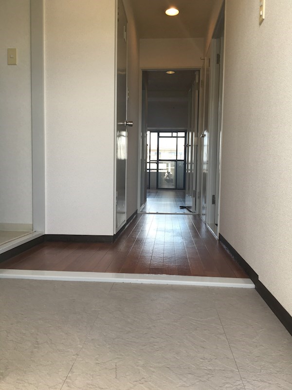 グランドール杉ノ木 玄関
