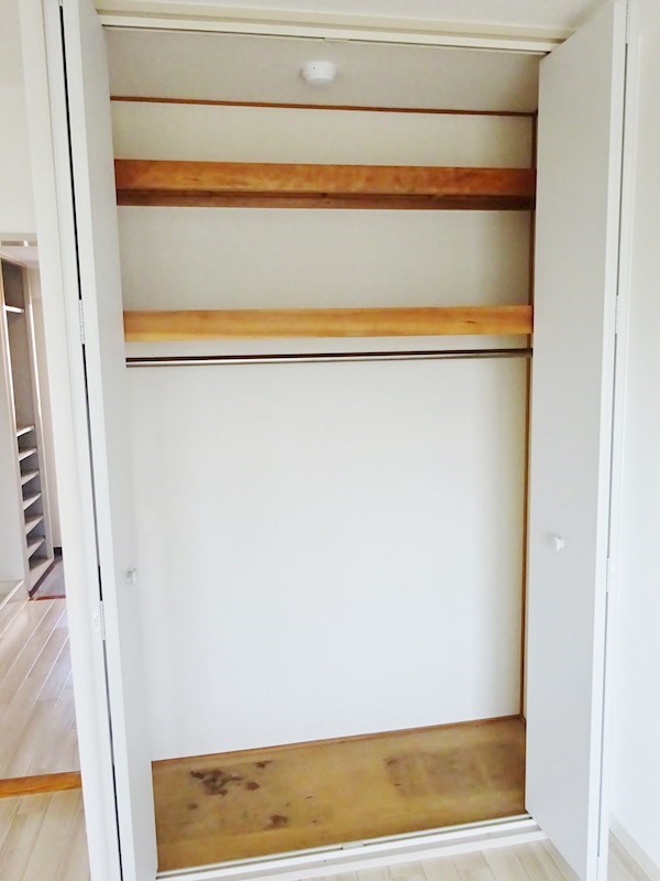 アルテ曽根 部屋内クローゼット