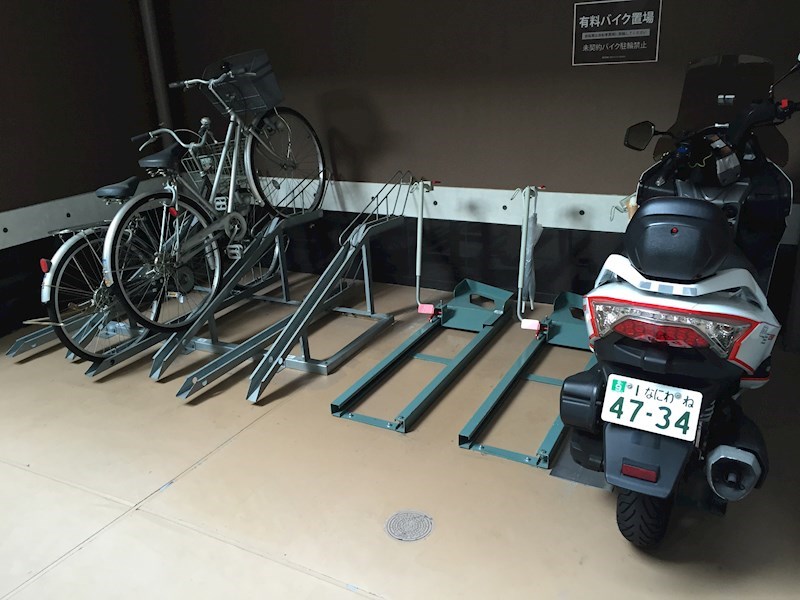 セイワパレス玉造 駐輪場・バイク置き場