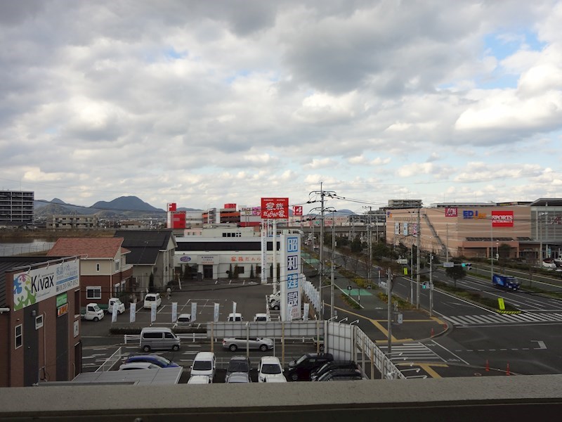 ヴィルヌーブ 遠くに山が見える癒しの眺望！