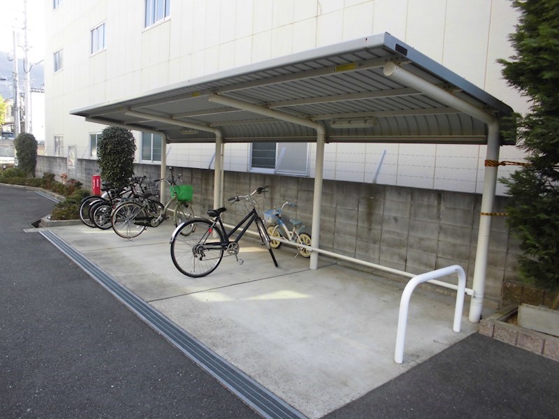 アンジョレット 駐輪場