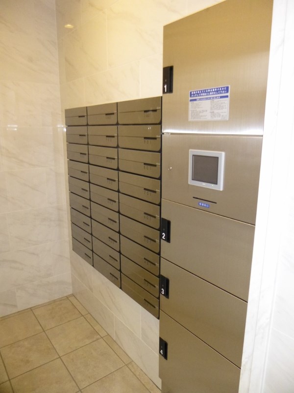 セレーナ コンフォルト天神橋 メール、宅配Box