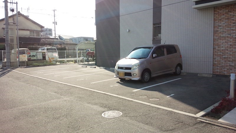サンスクエアⅡ 駐車場