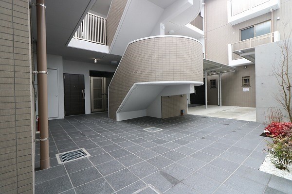 コンフォールパレ新町二条 共用部