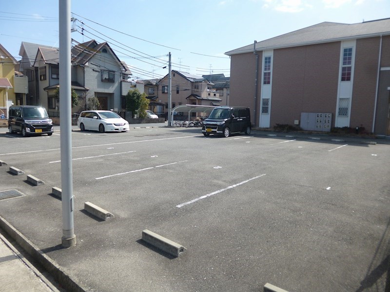 シャルマンコート(奈良) 駐車場