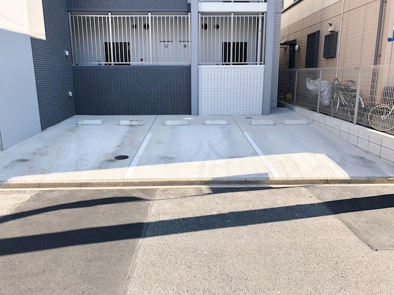 グランフルール 駐車場