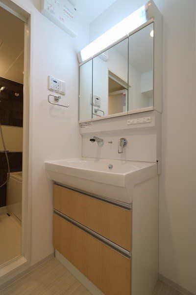 アルモニー花屋町 同仕様写真（リビング）