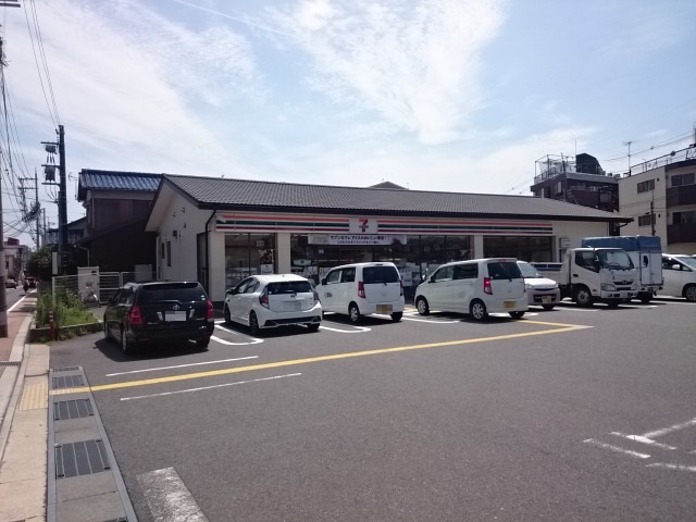 アンムート24 コンビ二：ｾﾌﾞﾝｲﾚﾌﾞﾝ 伏見棒鼻店　178m