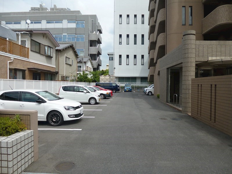 タウンコート咲久良 駐車場