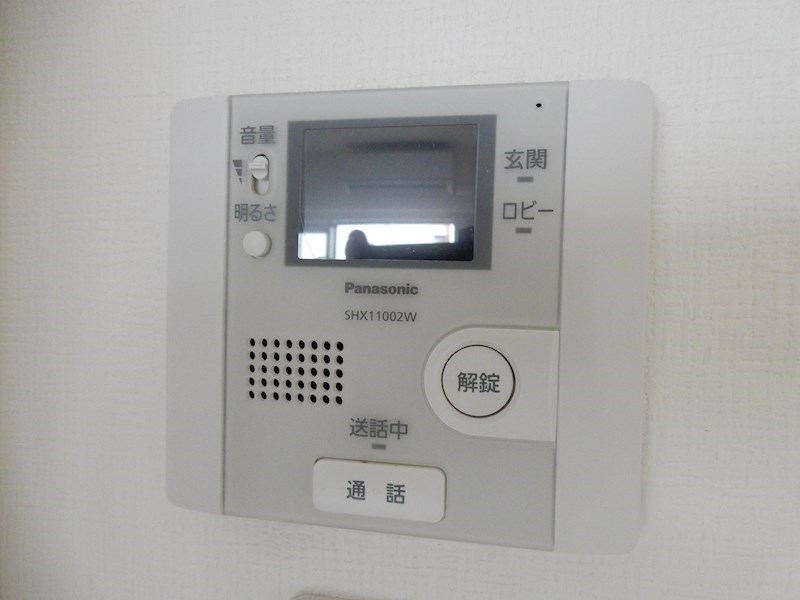 シャルマン藤田Ⅱ 来訪者の顔が見える安心なTVモニター付きインターホン