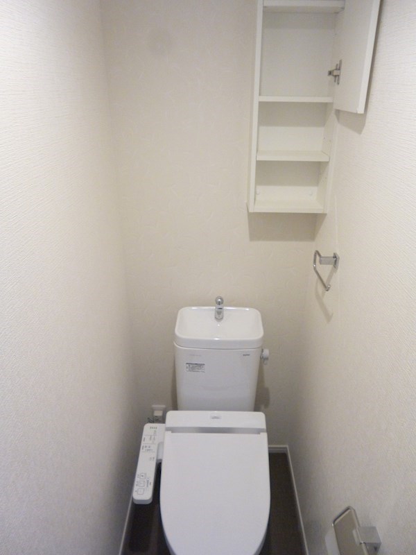 サンフォレスト北本町 現地写真（玄関）