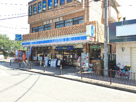 コンフォート23 コンビ二：ﾛｰｿﾝ 七道駅前店　135m