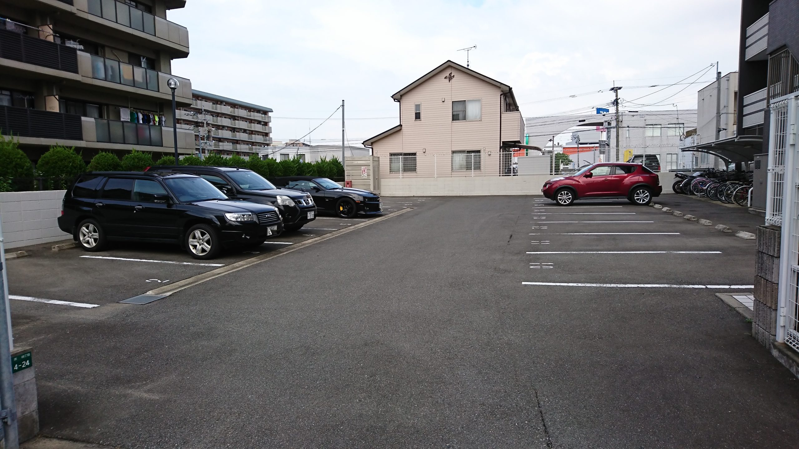 ルーセントピュアⅡ 駐車場