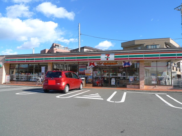 レジデンスヒルズ コンビ二：ｾﾌﾞﾝｲﾚﾌﾞﾝ 蕨錦町2丁目店　809m