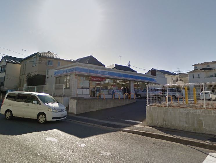 シェリール コンビ二：ﾛｰｿﾝ 東船橋二丁目店　596m